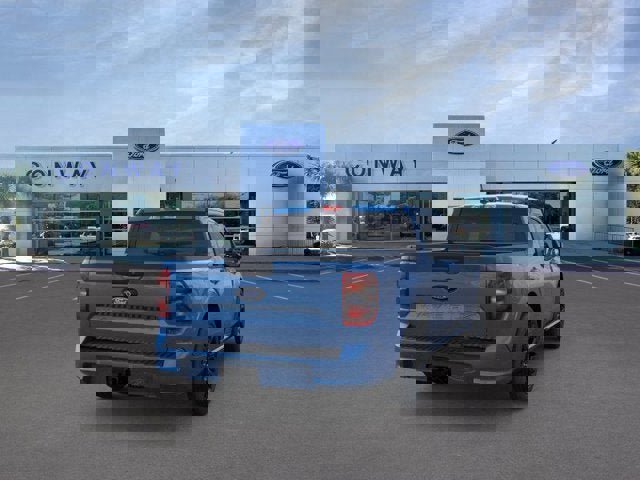 New 2026 Ford Maverick Lobo image 8