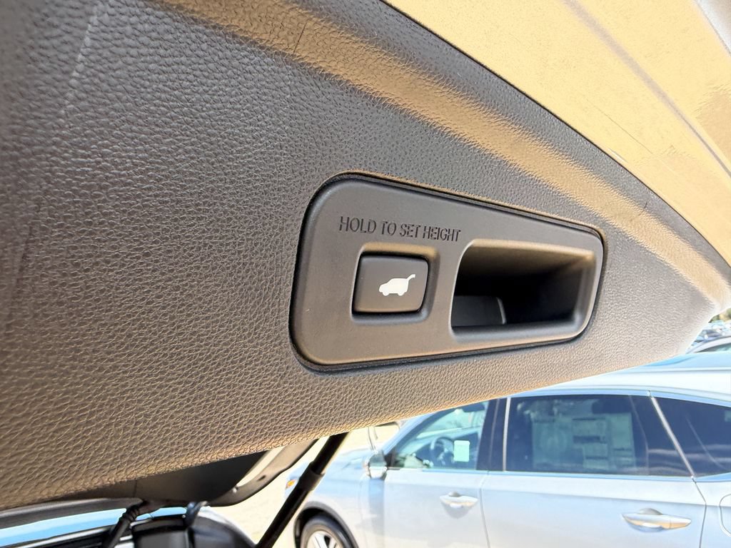 New 2026 Acura MDX SH-AWD image 29