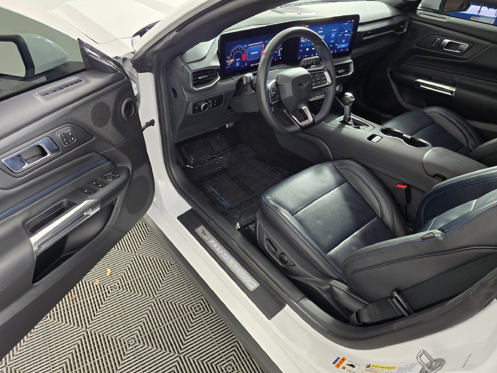 Certified 2025 Ford Mustang GT Premium RWD image 15