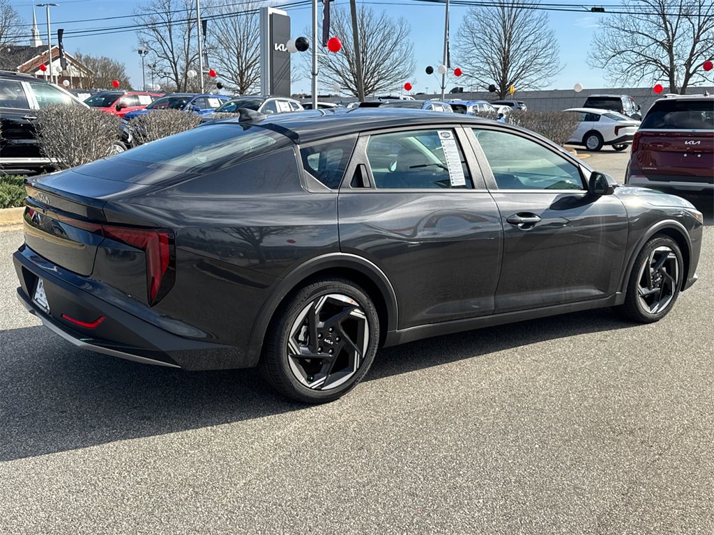 New 2025 Kia K4 EX image 3