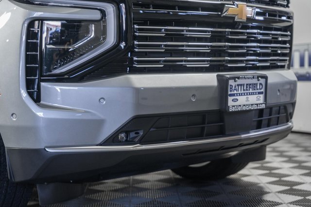 New 2026 Chevrolet Suburban High Country image 14