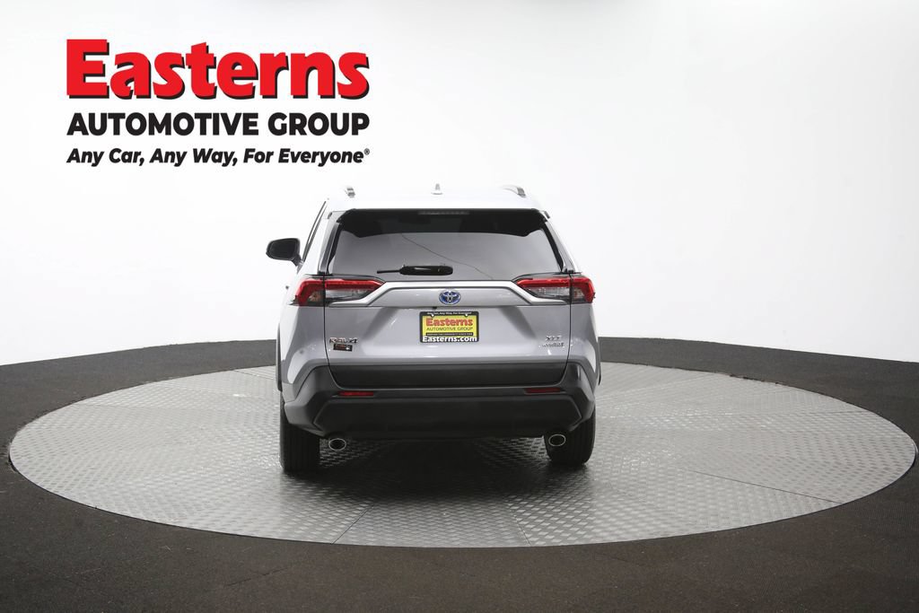 Used 2021 Toyota RAV4 XLE w/ XLE Grade Weather Package AWD/4WD image 37
