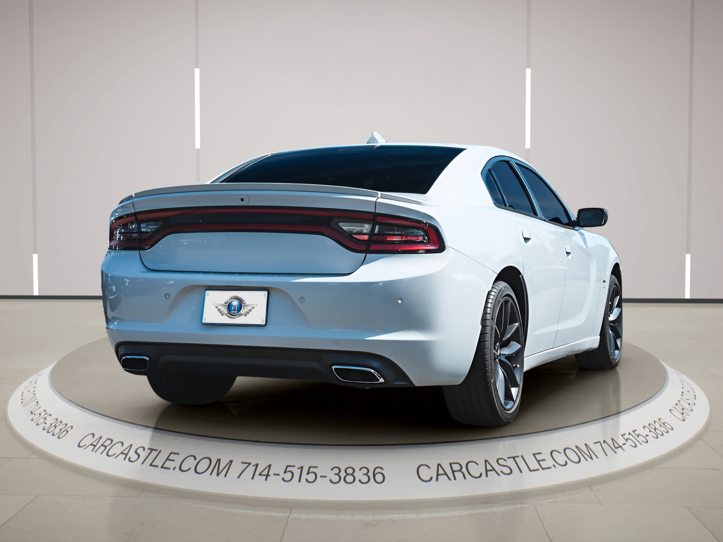Used 2018 Dodge Charger R/T RWD image 6