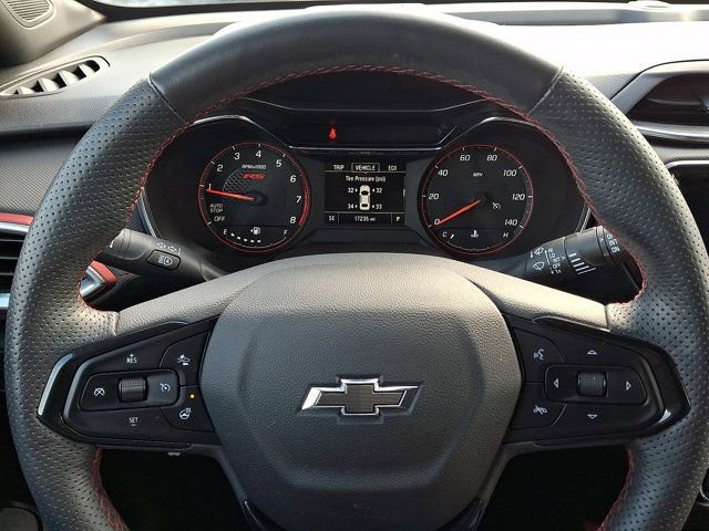 Used 2023 Chevrolet TrailBlazer RS w/ Convenience Package FWD image 23