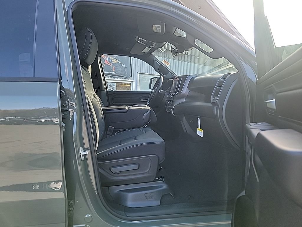 New 2026 RAM 1500 Classic Warlock image 8