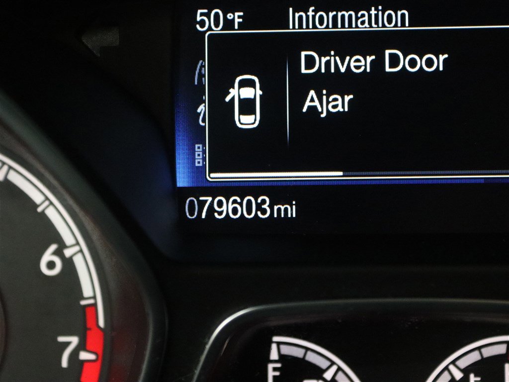 Used 2018 Ford Focus ST image 21