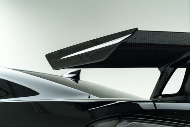 Used 2018 Chevrolet Camaro ZL1 image 20