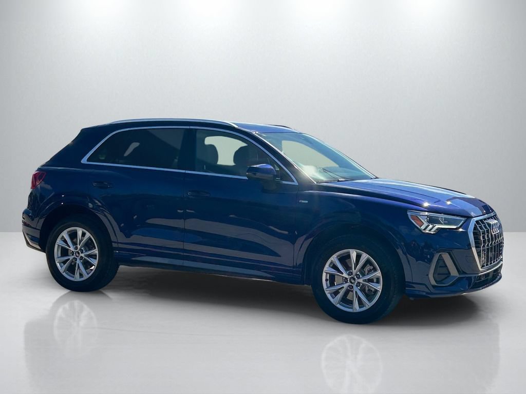 Used 2025 Audi Q3 2.0T Premium AWD/4WD image 4