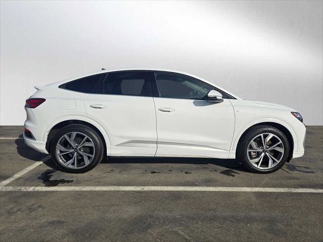Used 2024 Audi Q4 e-tron Premium Plus image 2