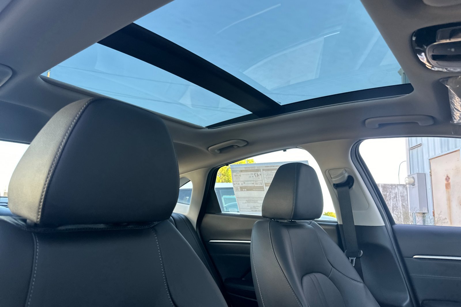 New 2025 Hyundai Sonata Limited FWD image 16