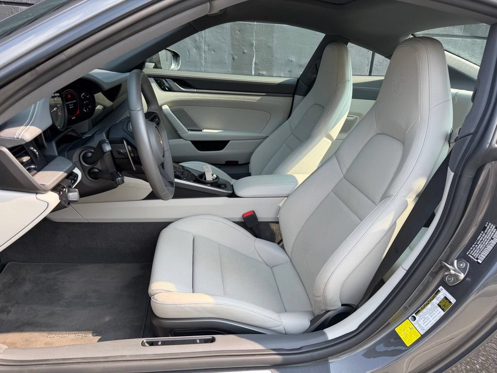 Certified 2020 Porsche 911 Carrera 4S AWD/4WD image 5