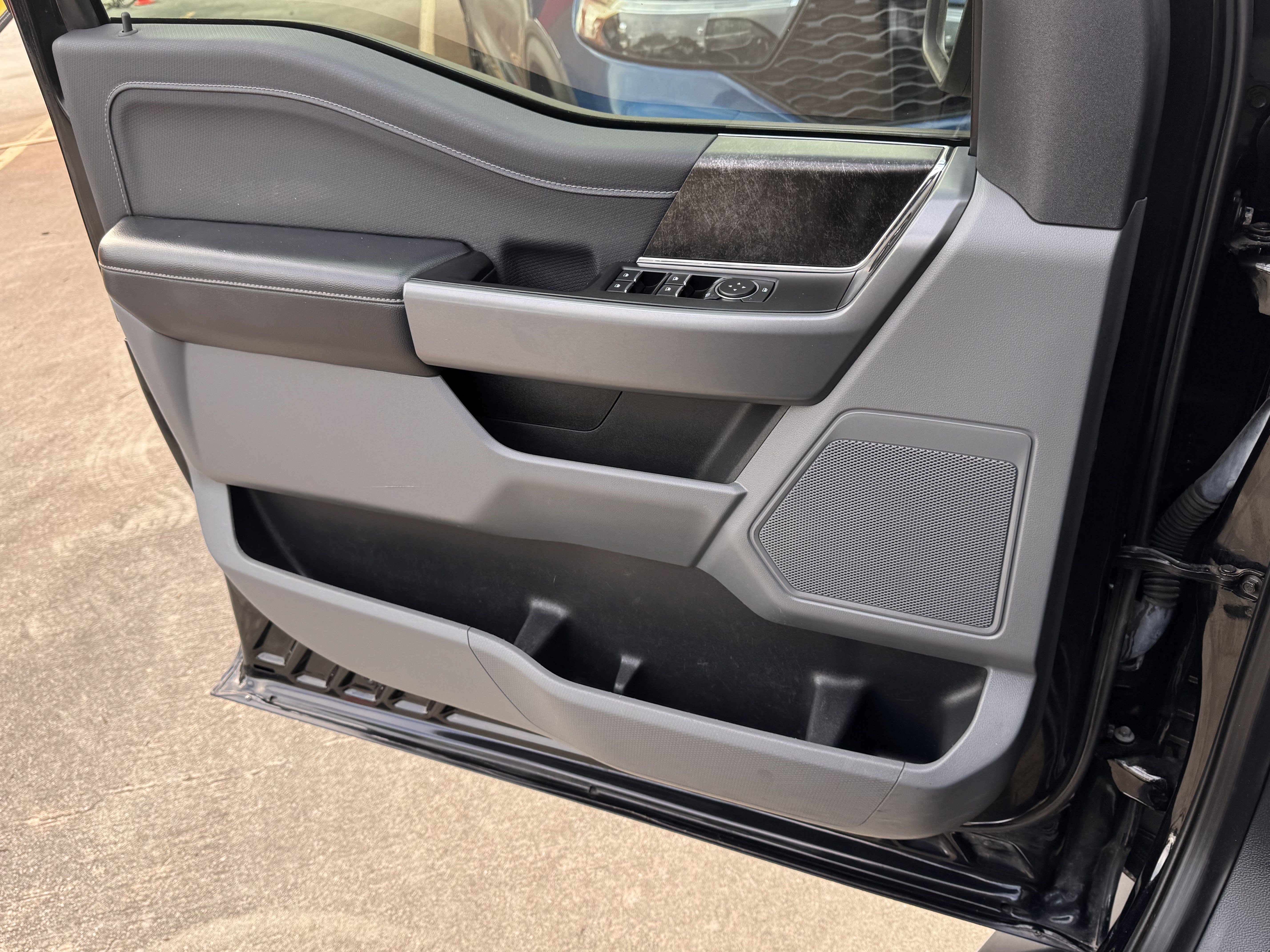 Used 2021 Ford F150 XLT w/ Equipment Group 302A High image 29