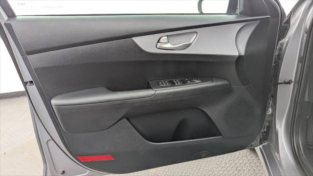 Used 2024 Kia Forte LXS FWD image 13