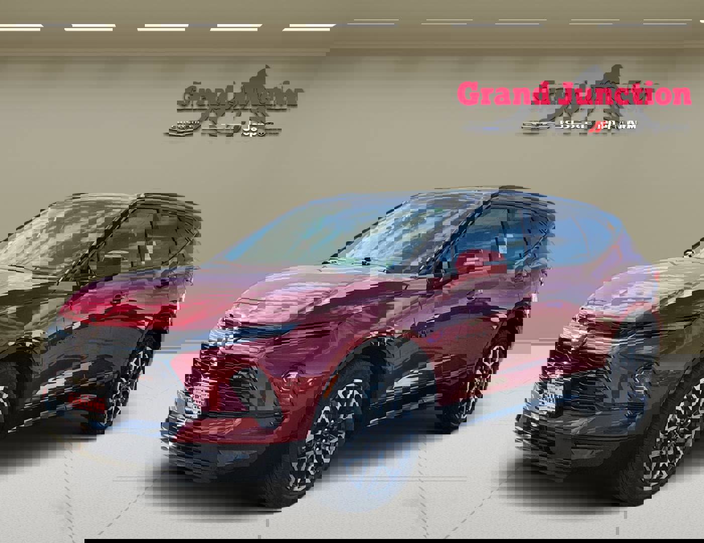 Used 2024 Chevrolet Blazer RS w/ Driver Confidence II Package image 3