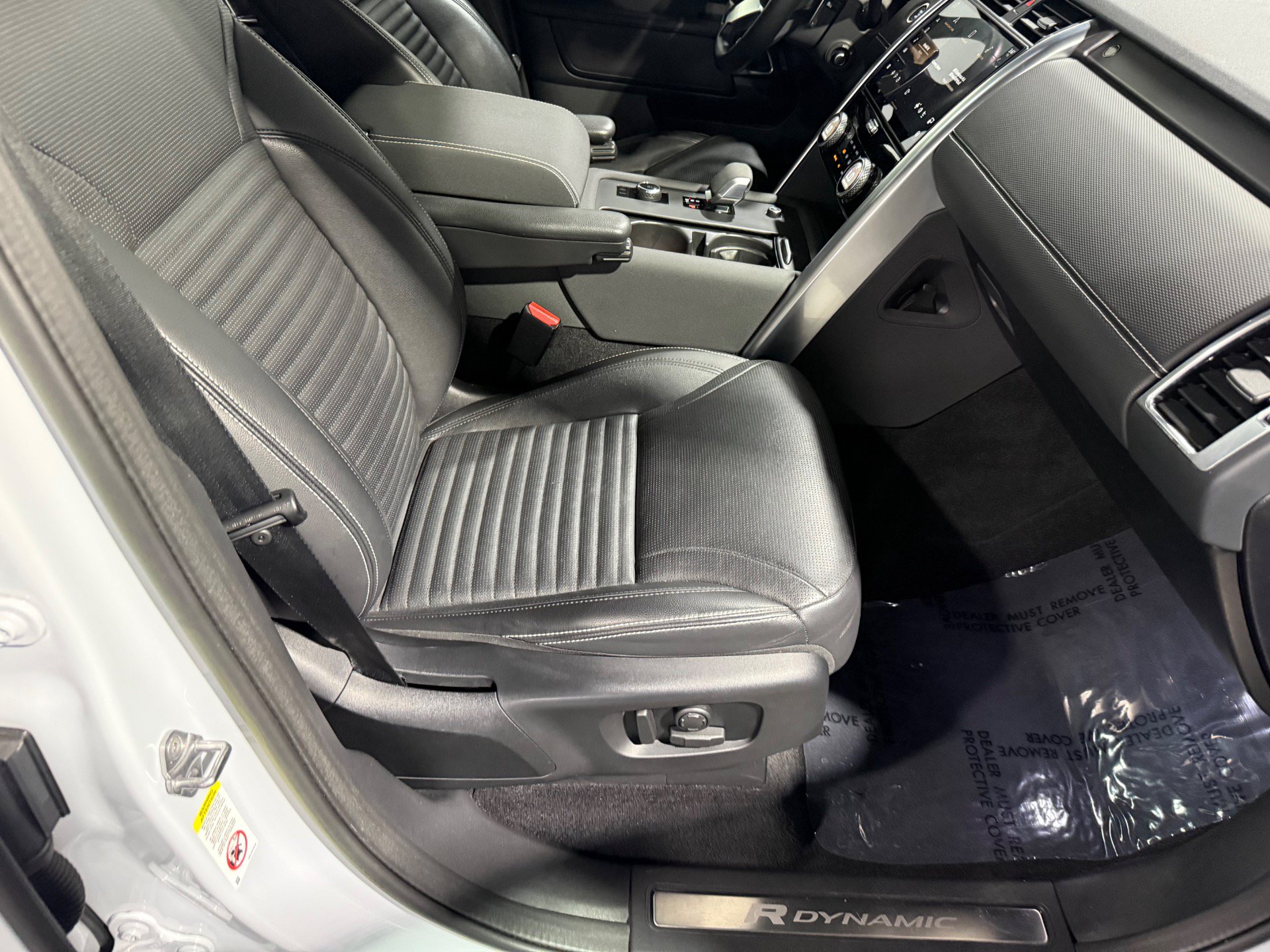 Used 2023 Land Rover Discovery S R-Dynamic AWD/4WD image 46