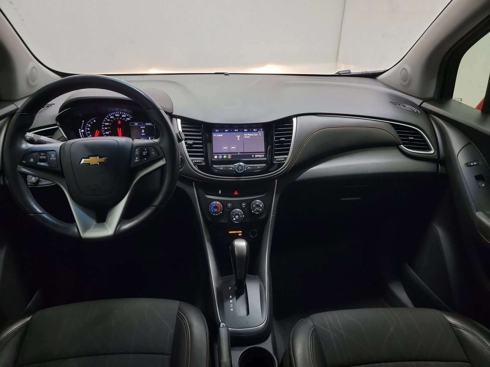 Used 2020 Chevrolet Trax LT w/ Driver Confidence Package image 15