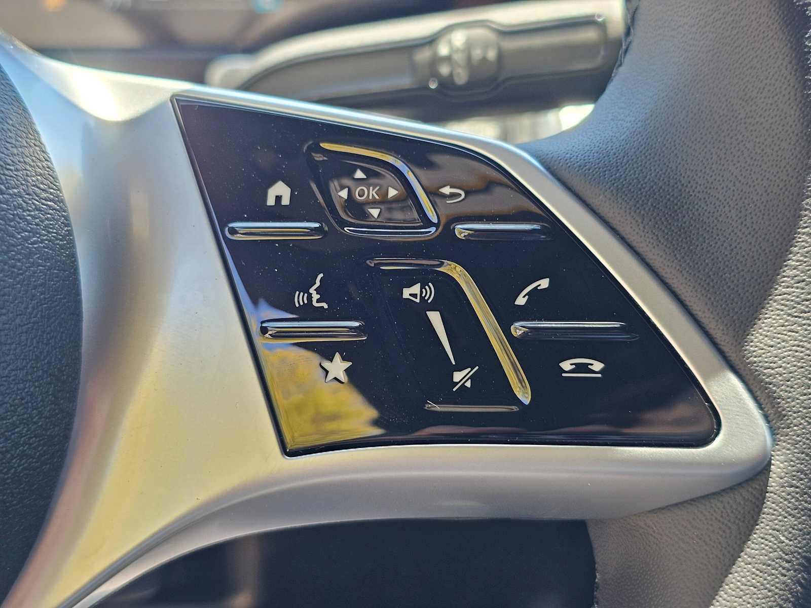 New 2026 Mercedes-Benz GLB 250 image 28