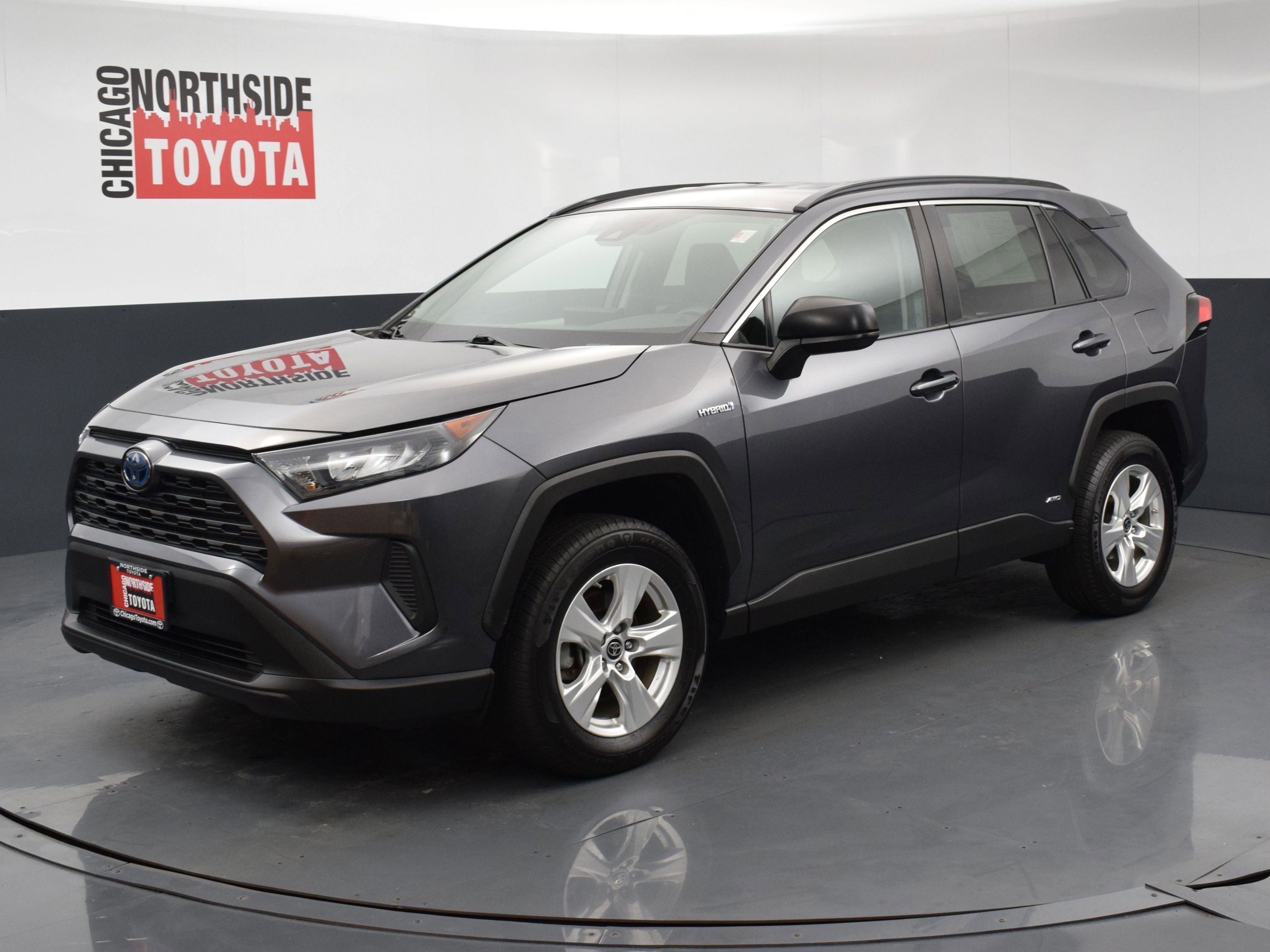 Used 2021 Toyota RAV4 LE AWD/4WD image 8