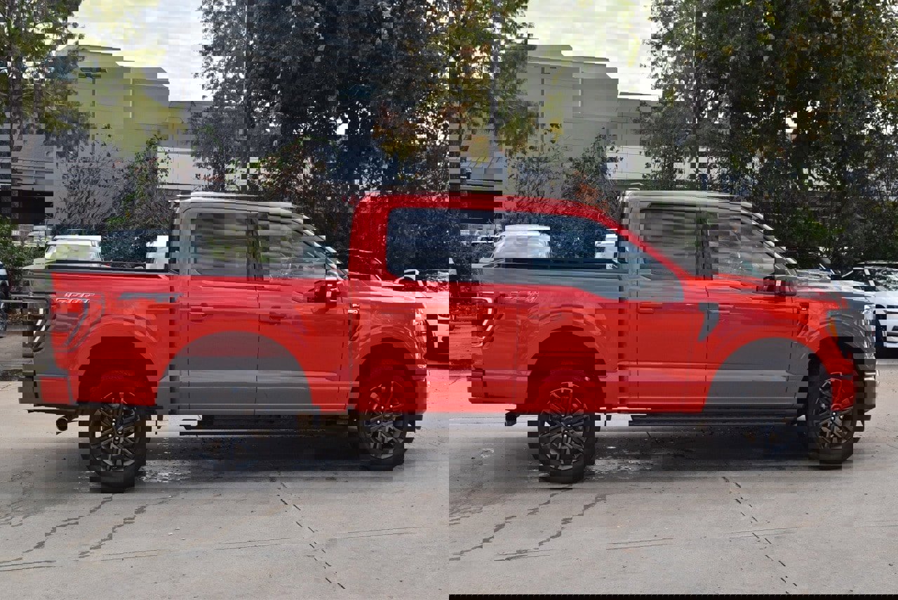 Certified 2022 Ford F150 XLT w/ Equipment Group 302A High image 6