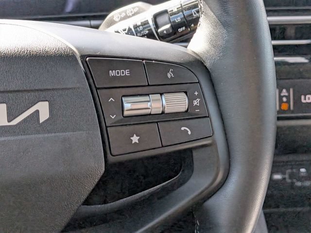 Used 2026 Kia Sportage EX w/ EX Panorama Roof Package FWD image 24