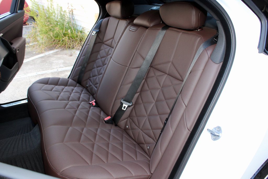 Used 2025 BMW 740i image 25