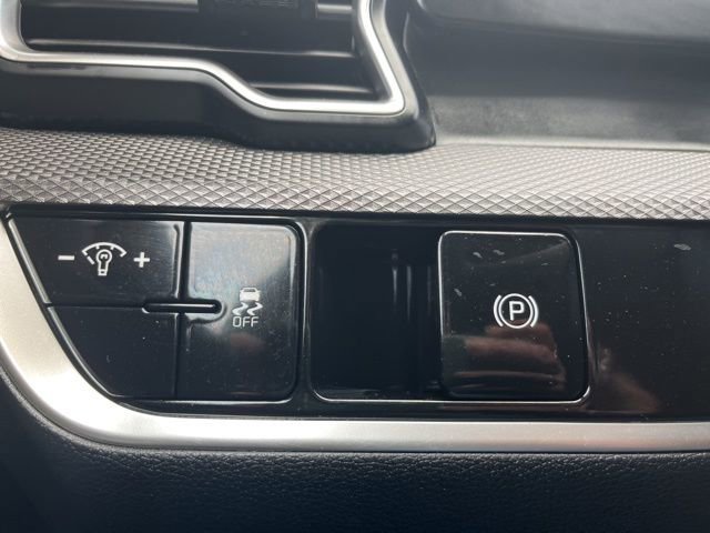 Used 2023 Kia Sportage LX image 24