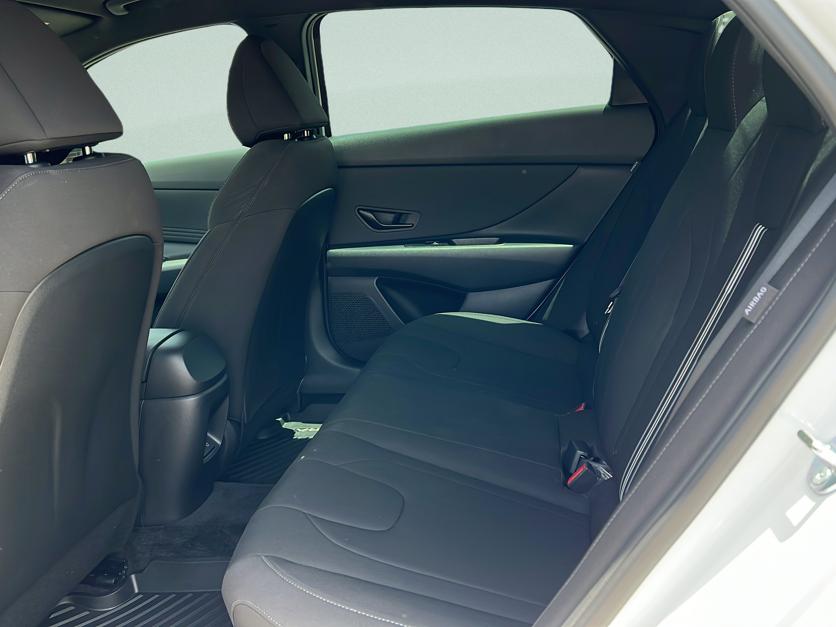 Certified 2025 Hyundai Elantra Sport w/ Cargo Package FWD image 12