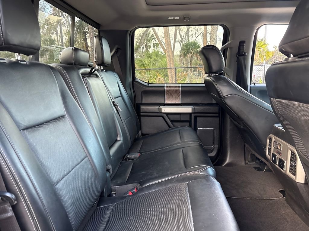 Used 2019 Ford F350 Lariat image 30