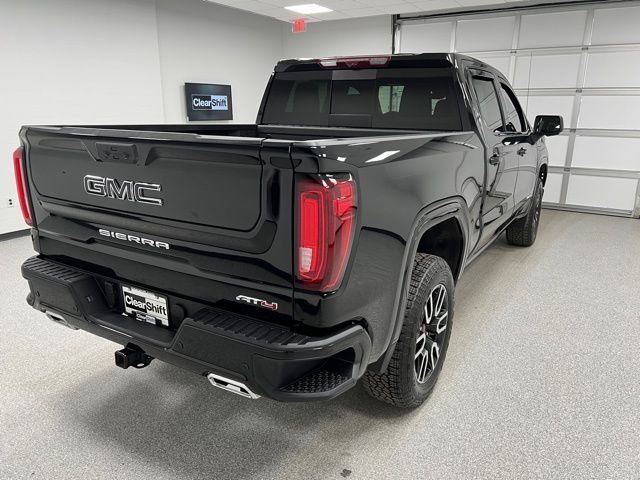 Used 2025 GMC Sierra 1500 AT4 w/ AT4 Premium Package image 9