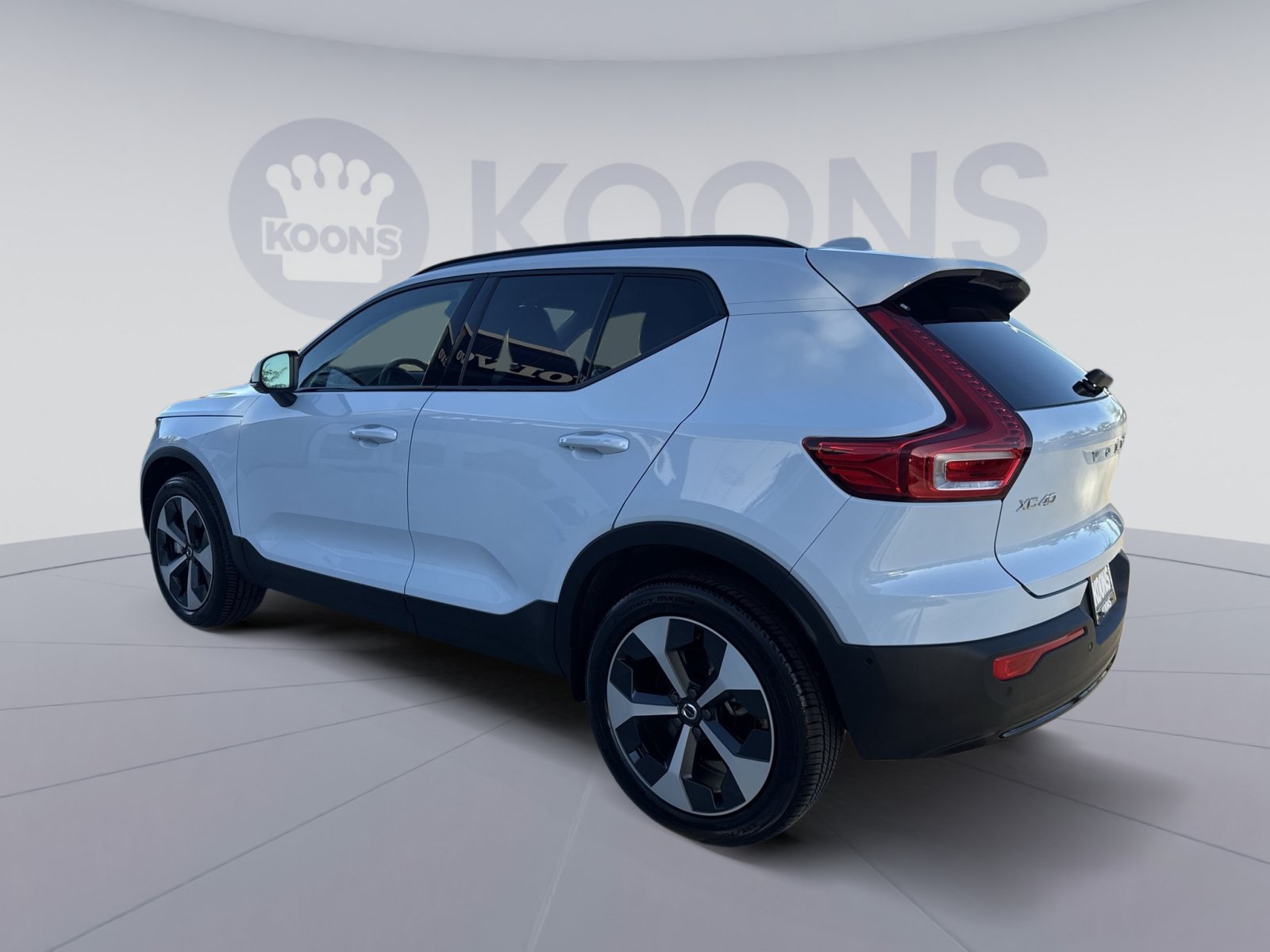 New 2026 Volvo XC40 B5 Plus w/ Protection Package Premier AWD/4WD image 14