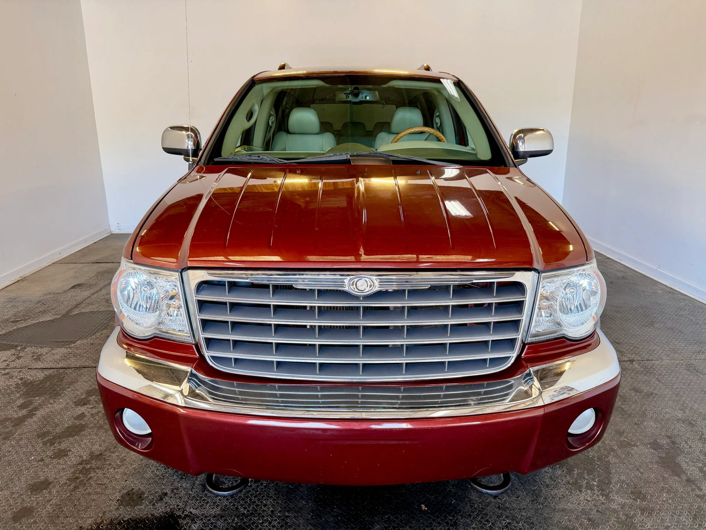 Used 2008 Chrysler Aspen Limited AWD/4WD image 3