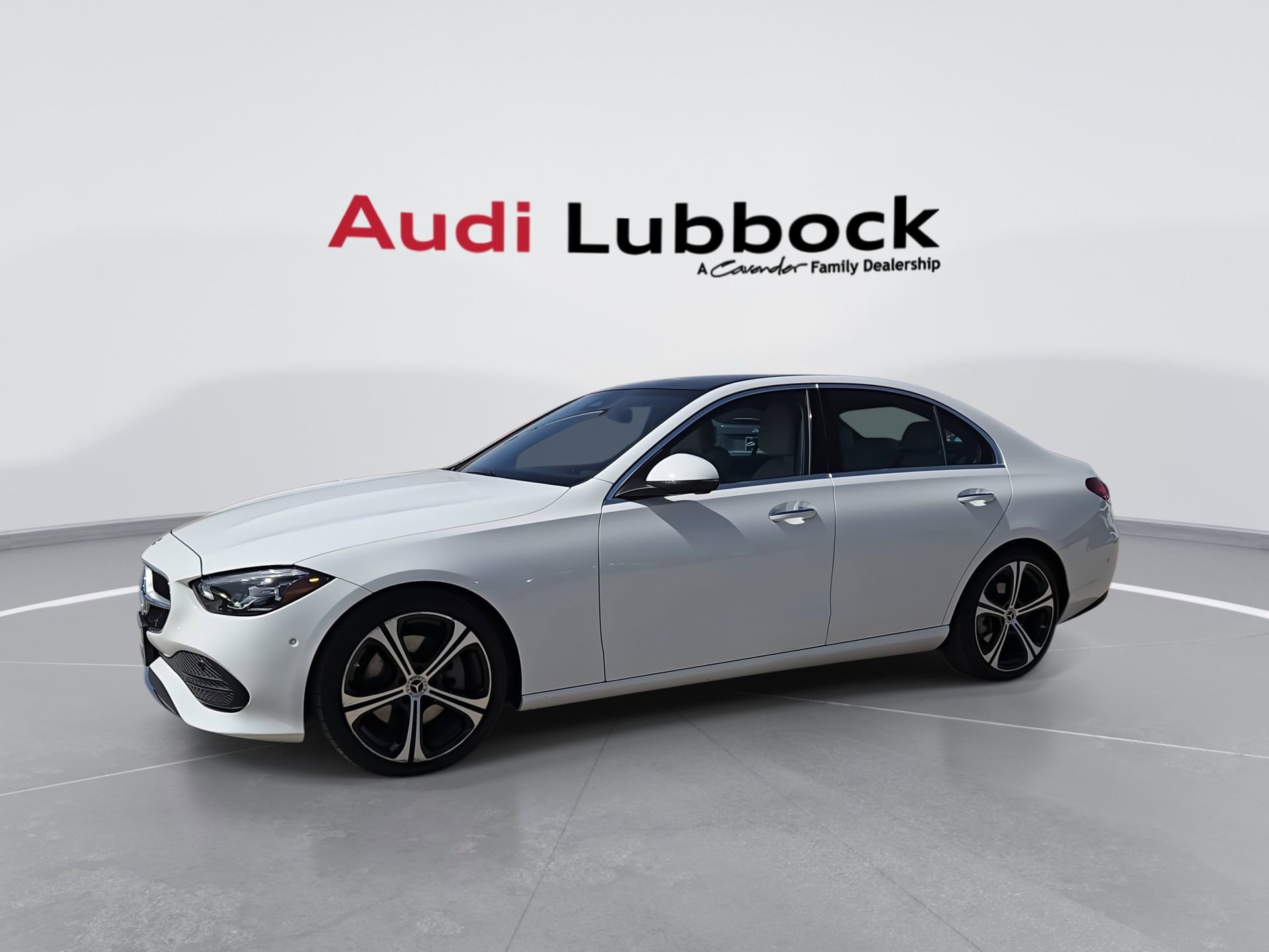 Used 2025 Mercedes-Benz C 300 Sedan image 5