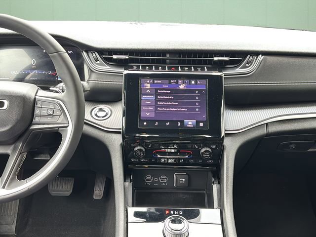 Certified 2024 Jeep Grand Cherokee Altitude AWD/4WD image 18