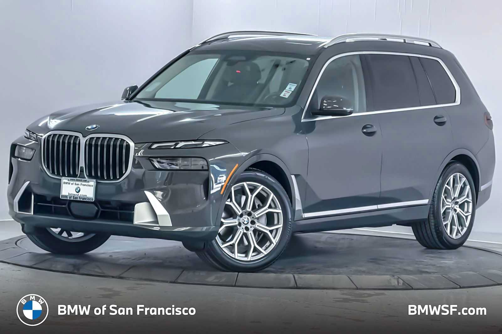 Used 2026 BMW X7 xDrive40i AWD/4WD image 1