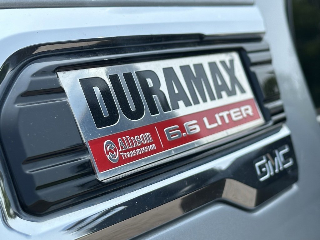 Used 2021 GMC Sierra 2500 Denali w/ Denali Ultimate Package image 10