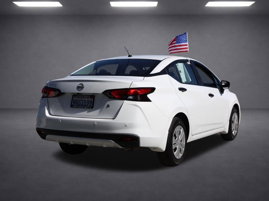 Used 2024 Nissan Versa S w/ Trunk Package image 4