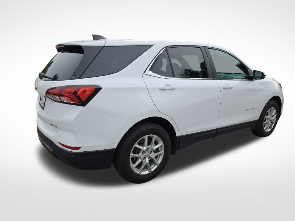 Used 2024 Chevrolet Equinox LT AWD/4WD image 5