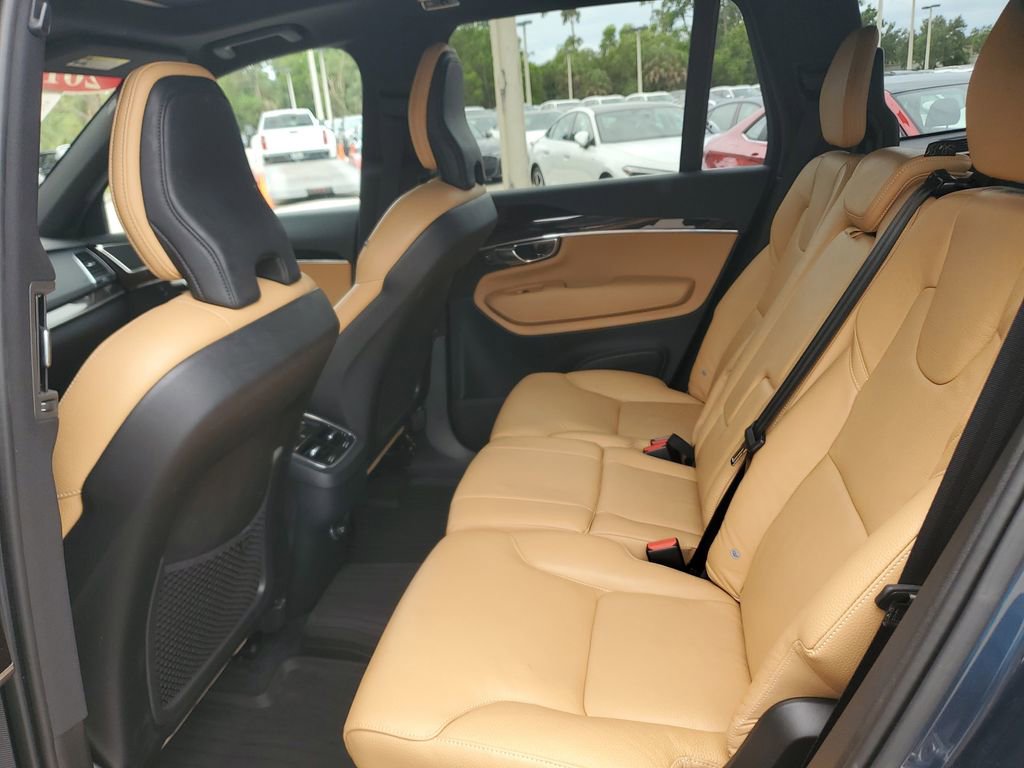Used 2019 Volvo XC90 T6 Momentum w/ Advanced Package AWD/4WD image 17