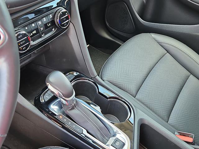 Used 2023 Buick Encore GX Essence w/ Experience Buick Package FWD image 20