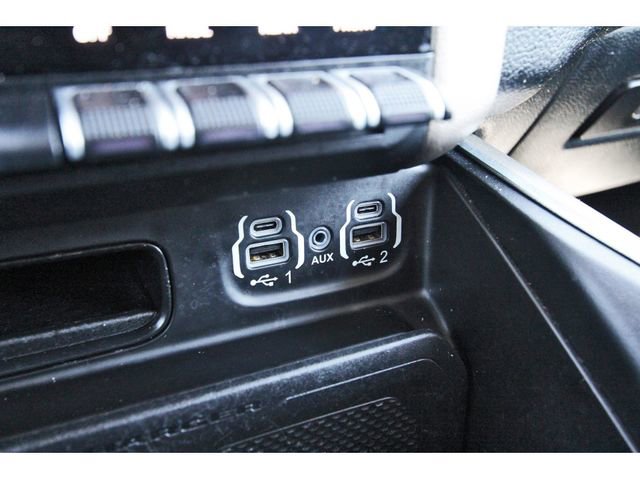 Used 2022 RAM 1500 Laramie AWD/4WD image 29