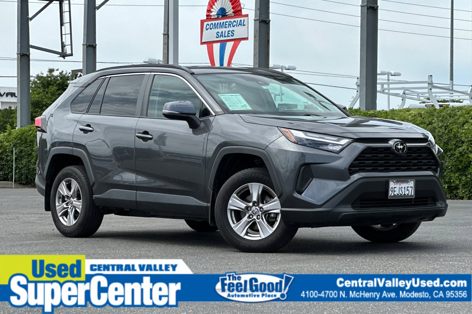 Used 2022 Toyota RAV4 XLE w/ XLE Grade Weather Package AWD/4WD image 1