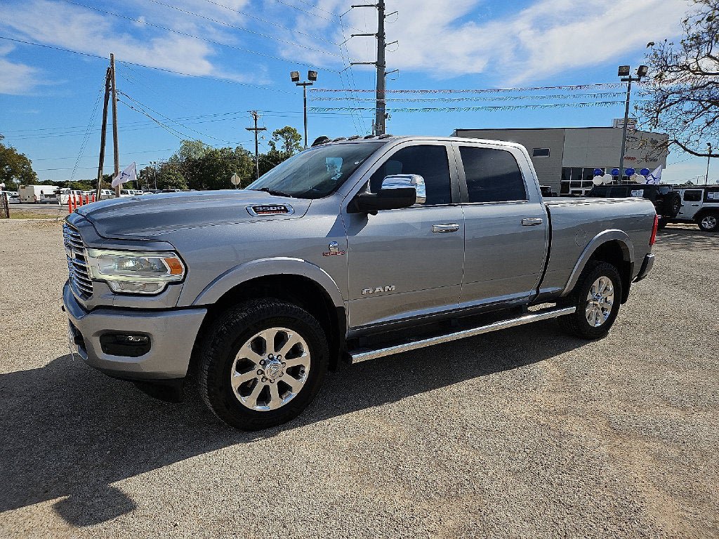 Used 2019 RAM 3500 Laramie AWD/4WD image 2