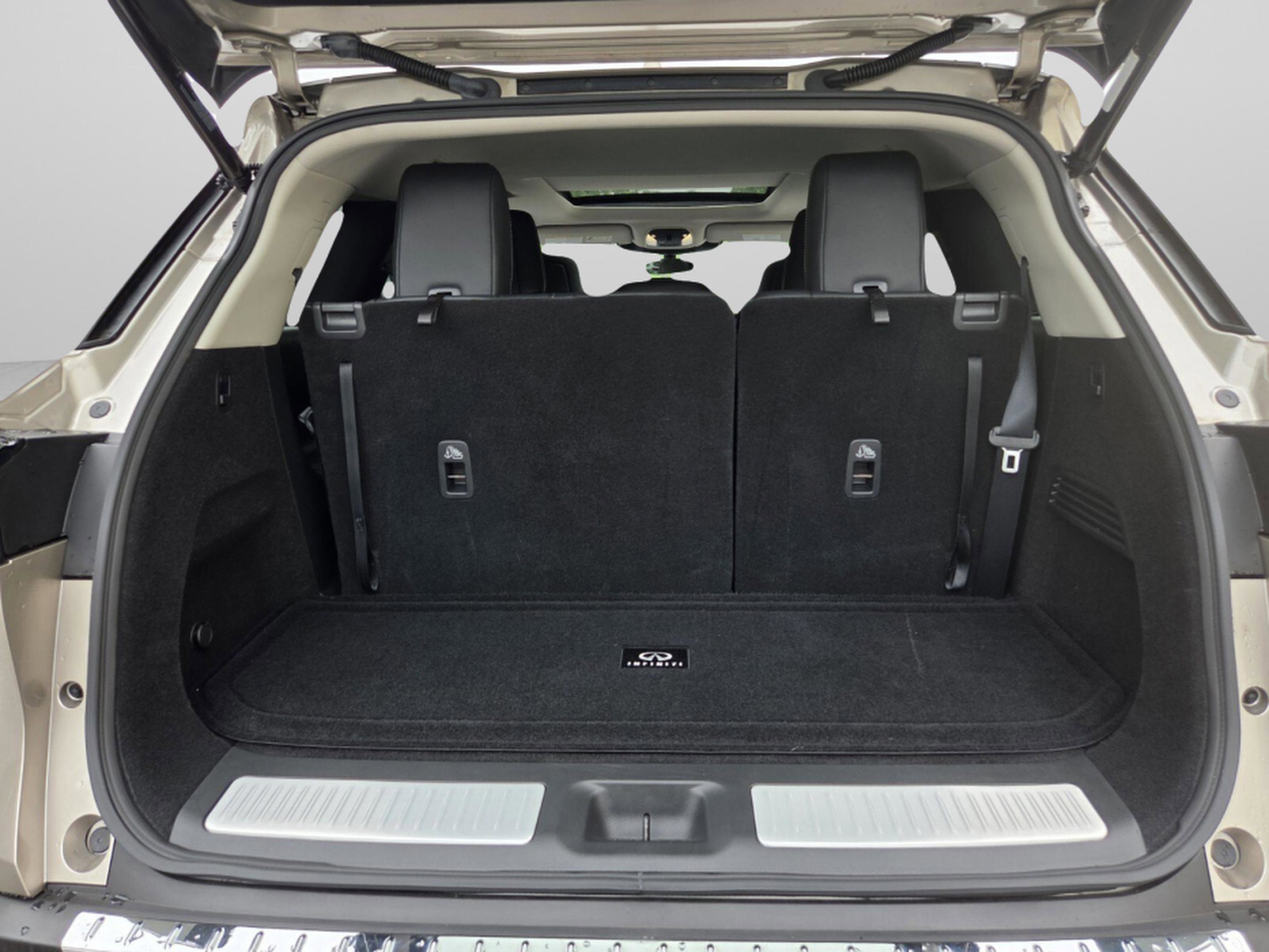Used 2023 INFINITI QX60 Luxe w/ Cargo Package AWD/4WD image 11