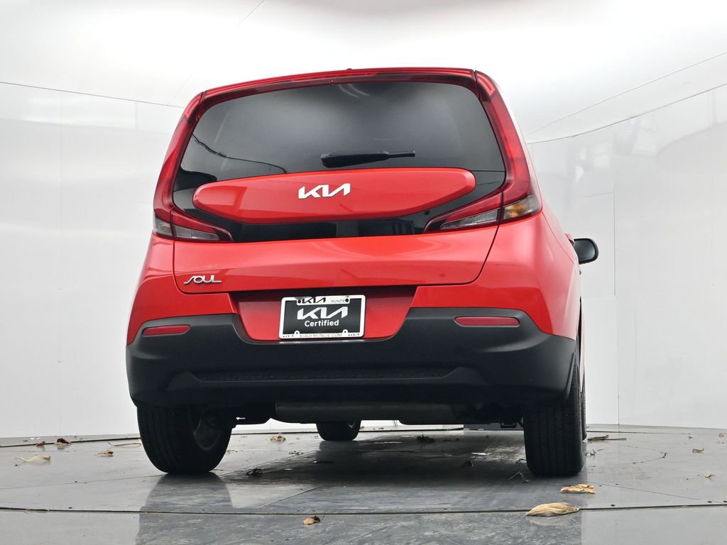 Certified 2022 Kia Soul LX w/ Technology Package image 37