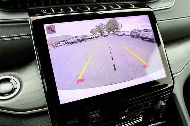 New 2024 Jeep Grand Cherokee L Limited w/ Trailer Tow Package image 22