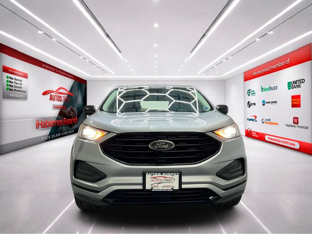 Used 2024 Ford Edge SE w/ Black Appearance Package AWD/4WD image 2