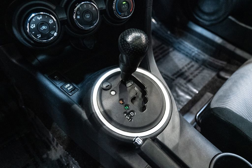 Used 2014 Scion tC image 25