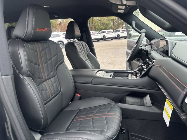 New 2026 Nissan Armada PRO-4X w/ Captain's Chari Seat Package image 10