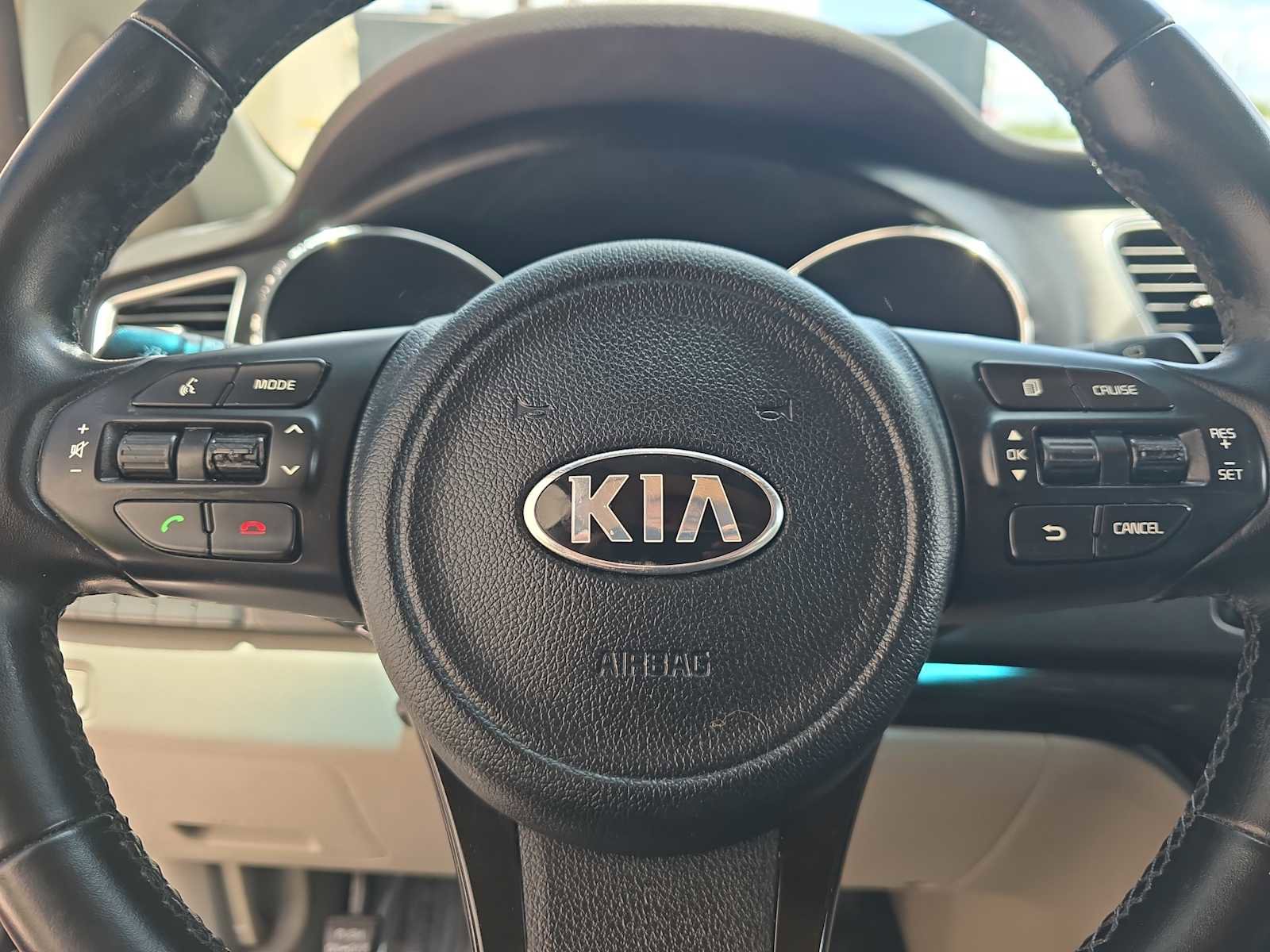 Used 2016 Kia Sedona LX w/ LX Essentials Premium Package FWD image 21
