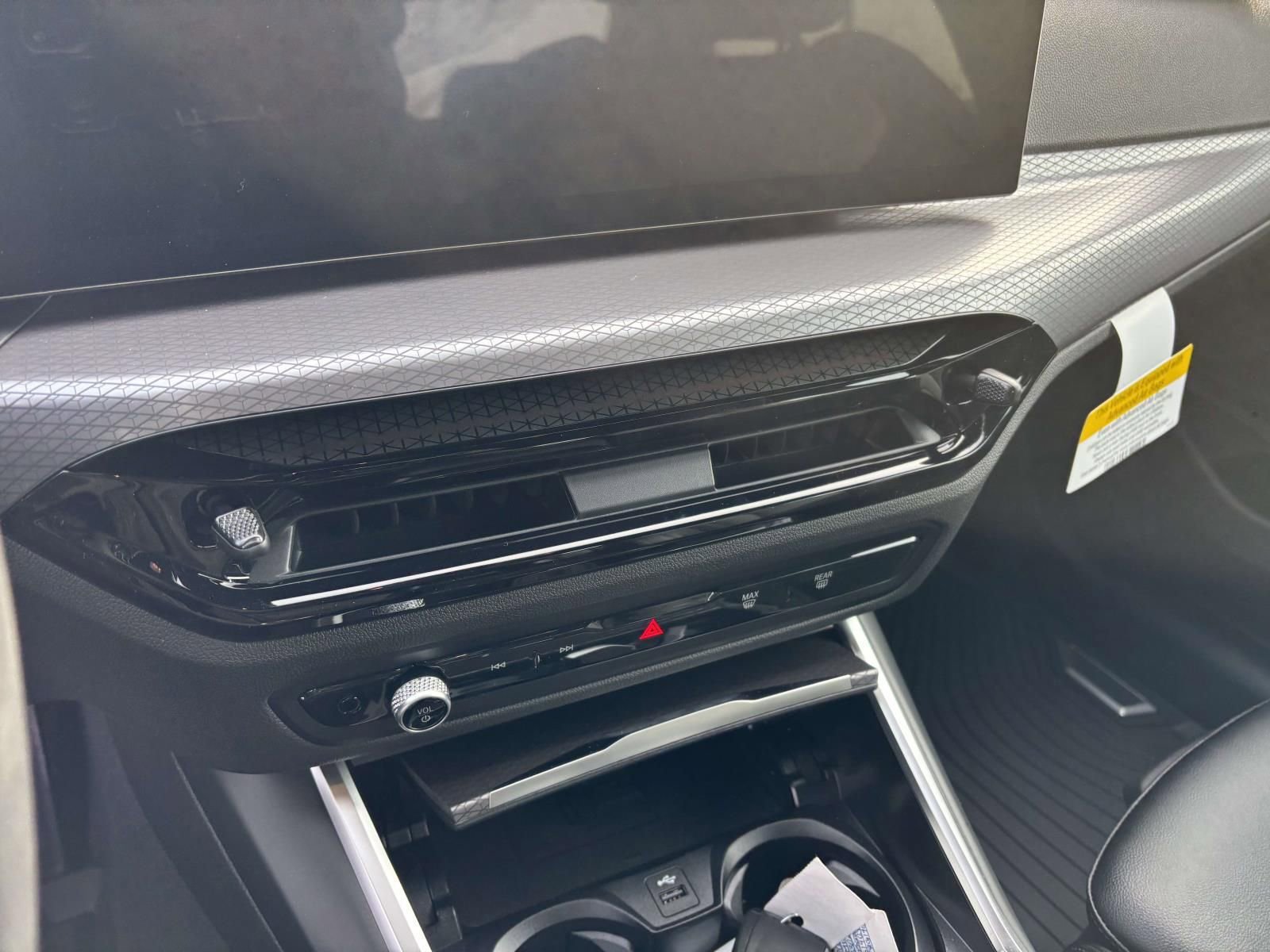 New 2026 BMW 330i xDrive Sedan w/ Premium Package image 20